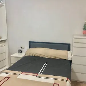 magnifico-apartamento-en-el-centro-de-puigcerda.catalonia-hotels.com/